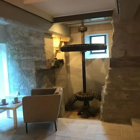 Spectacular Renovated Watermill Villa Albieres